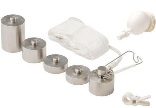 Qanday qilib yigit qizni sikadi va u yiglaydi